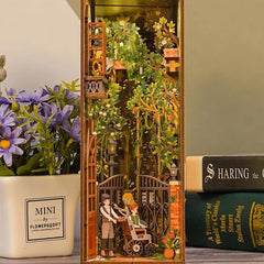 The Secret Garden Wooden Puzzle Book Nook